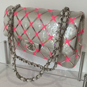 Chanel medium bag